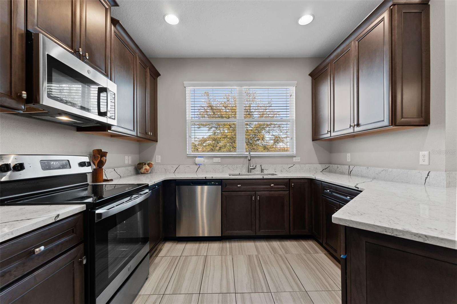 Image 3 of 19 For 29913 Southwell Lane