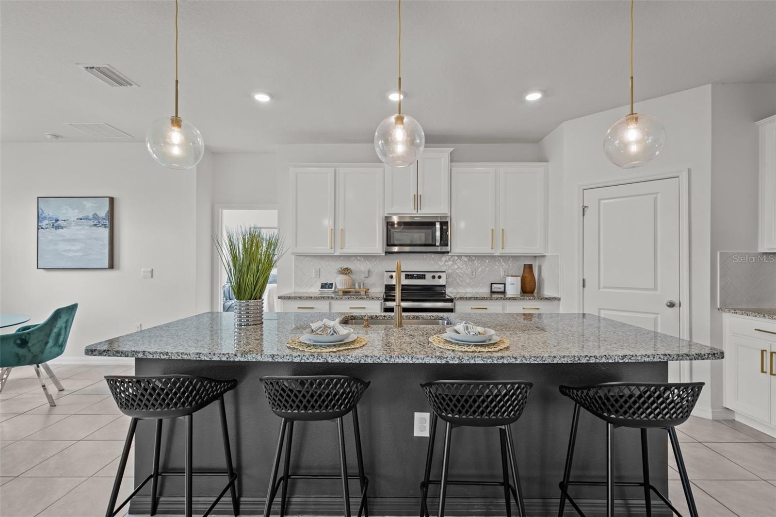 Image 3 of 39 For 32326 Conchshell Sail Street