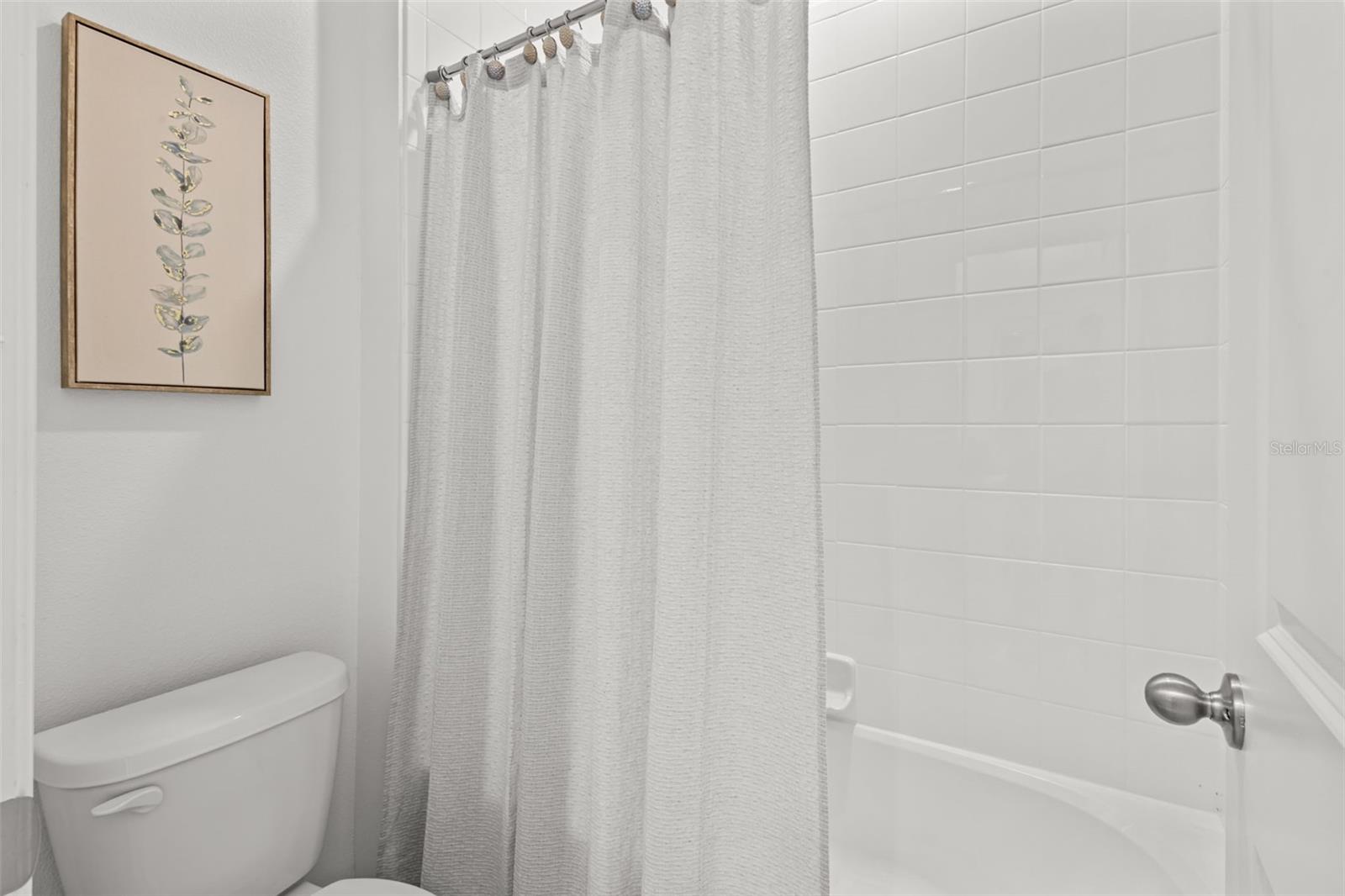 Image 30 of 39 For 32326 Conchshell Sail Street