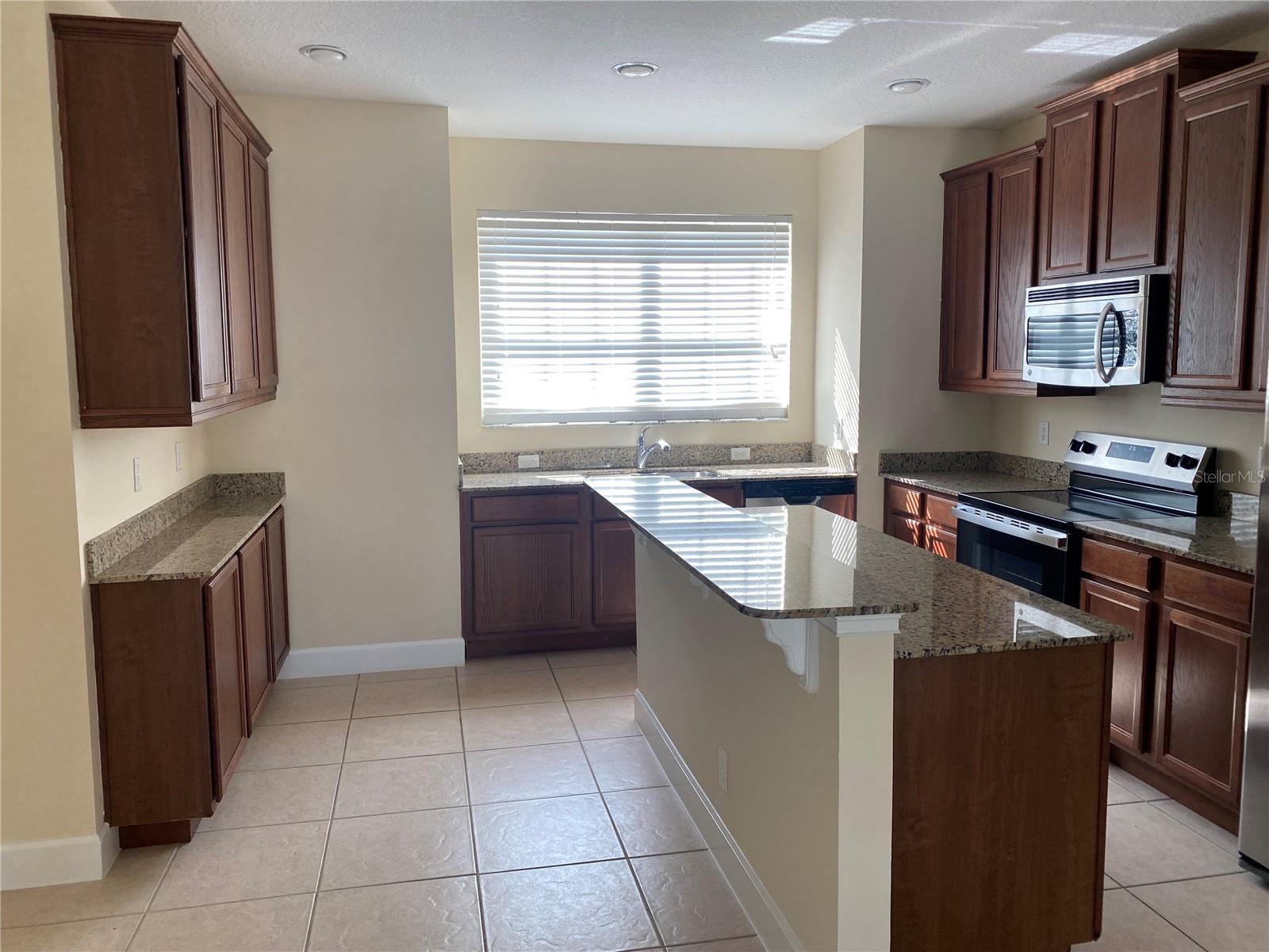 Image 34 of 36 For 834 Callista Cay Loop