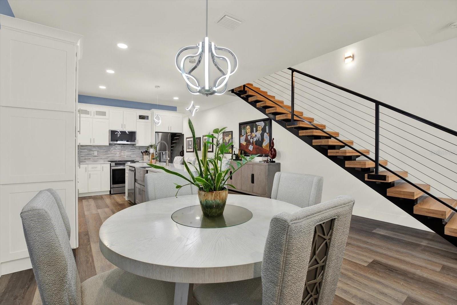 Listing photo id 9 for 6203 64th Way N