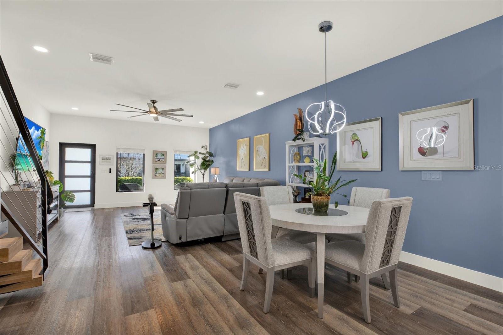 Listing photo id 10 for 6203 64th Way N