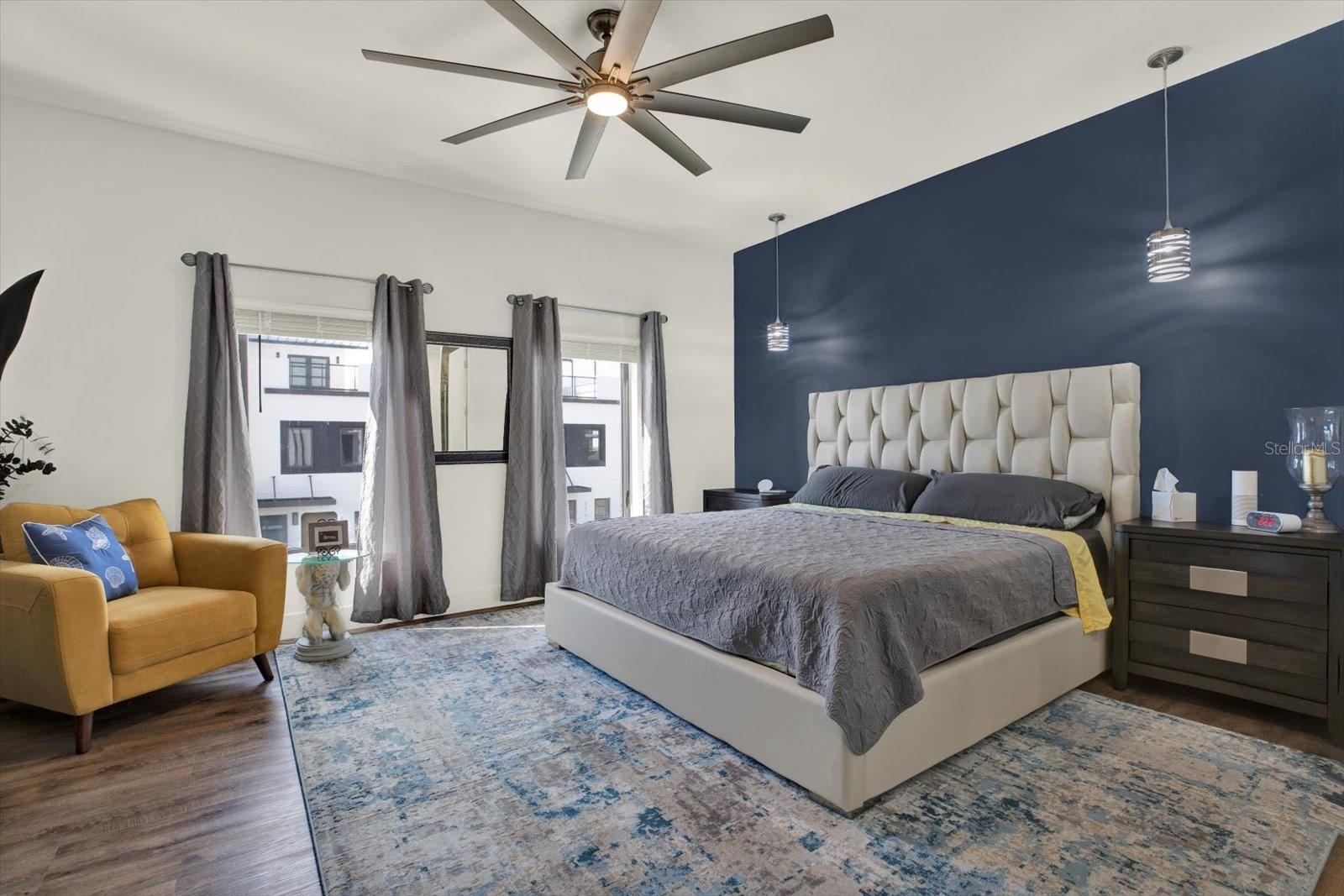 Listing photo id 25 for 6203 64th Way N