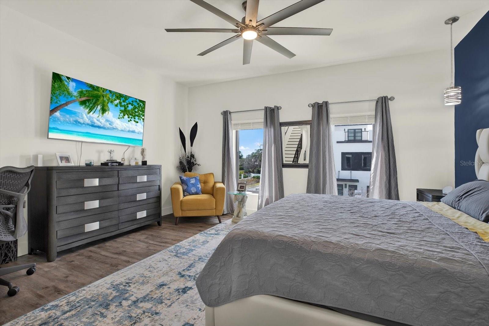 Listing photo id 27 for 6203 64th Way N