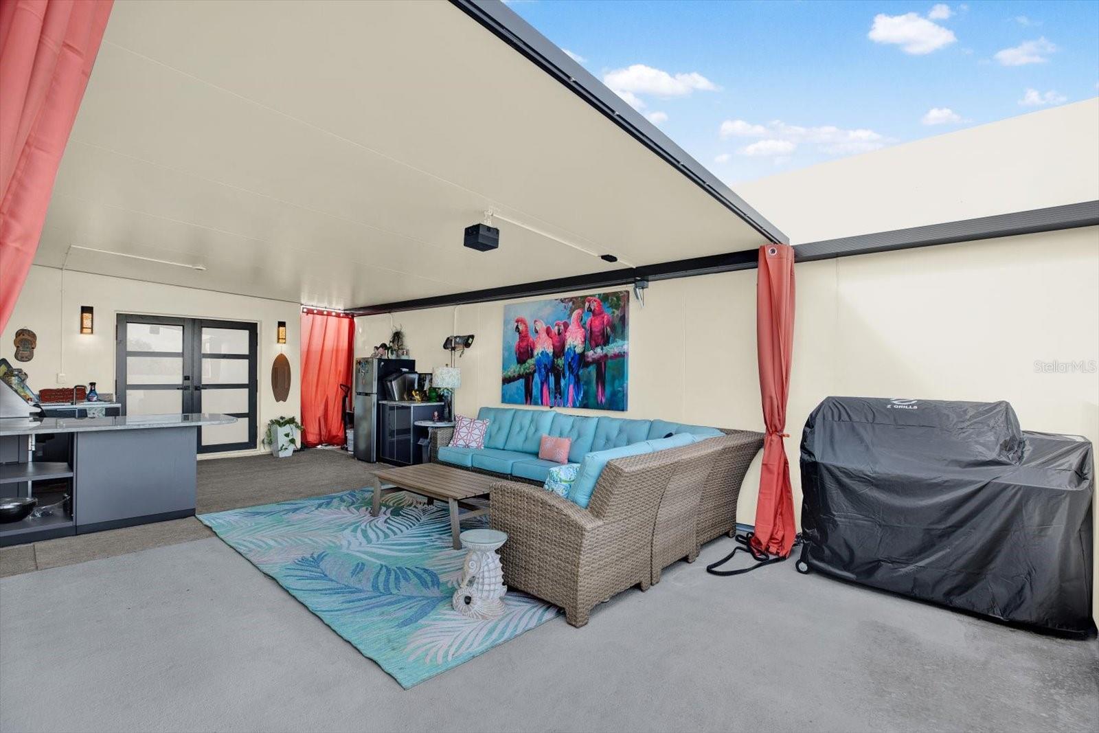 Listing photo id 37 for 6203 64th Way N