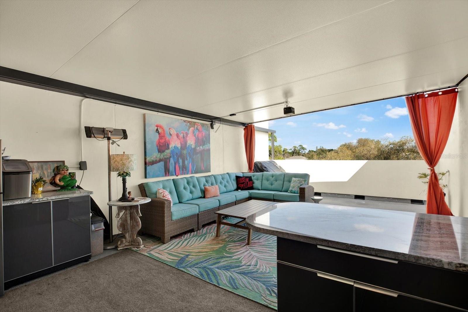 Listing photo id 40 for 6203 64th Way N