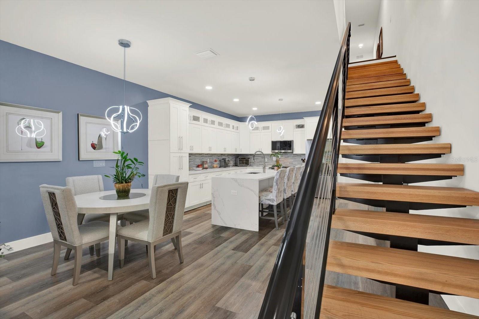 Listing photo id 6 for 6203 64th Way N