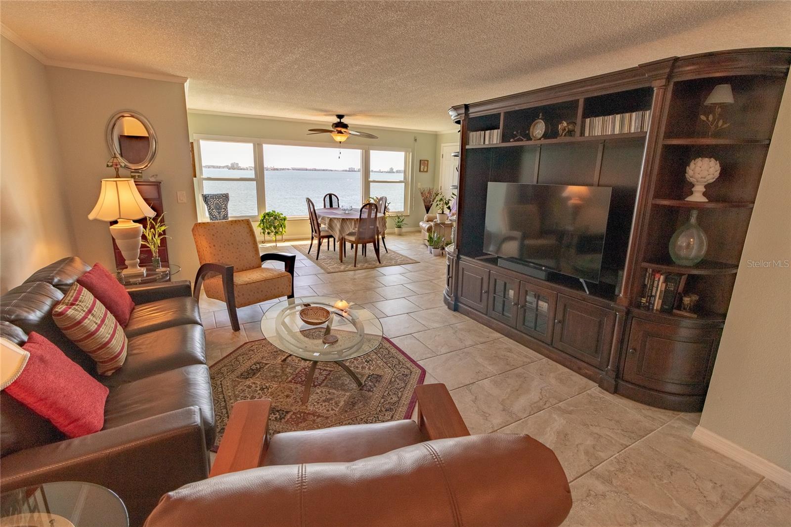 Image 10 of 37 For 5980 Shore Boulevard S 707