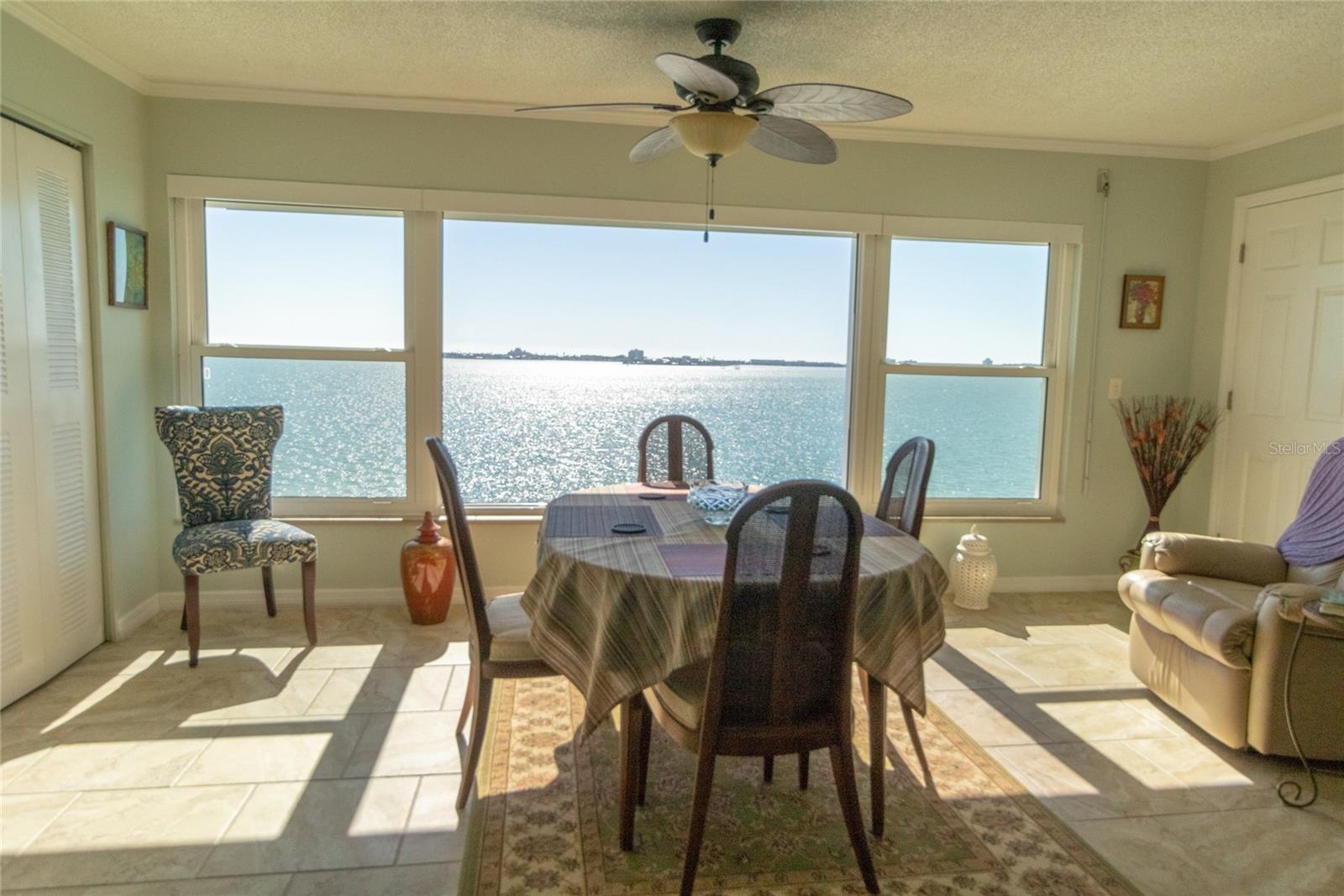 Image 13 of 37 For 5980 Shore Boulevard S 707