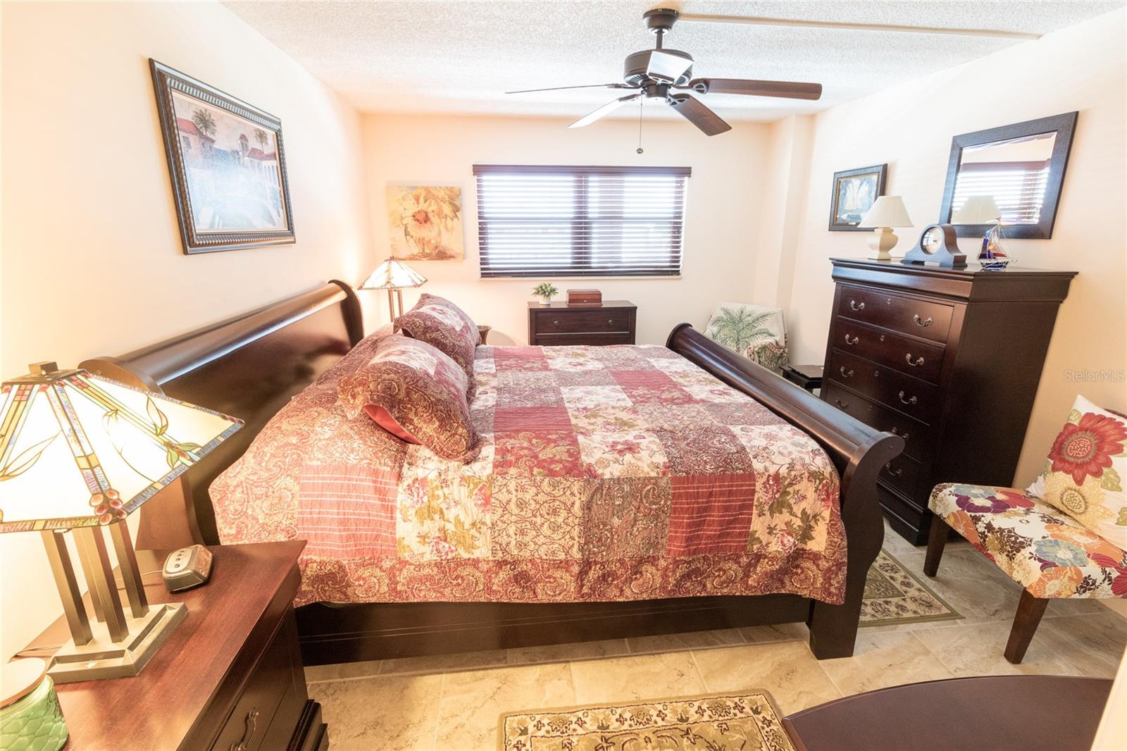 Image 19 of 37 For 5980 Shore Boulevard S 707