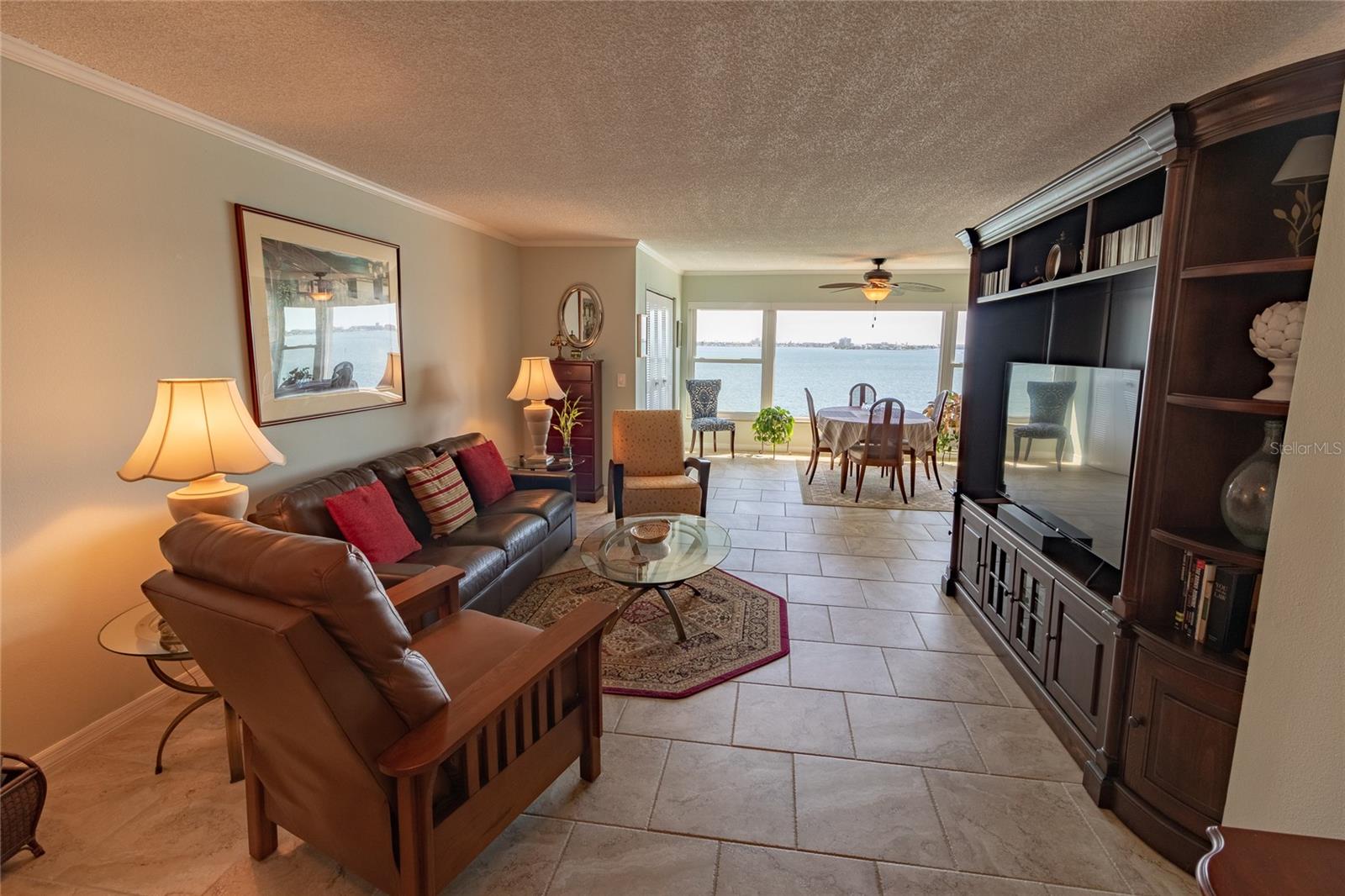 Image 9 of 37 For 5980 Shore Boulevard S 707