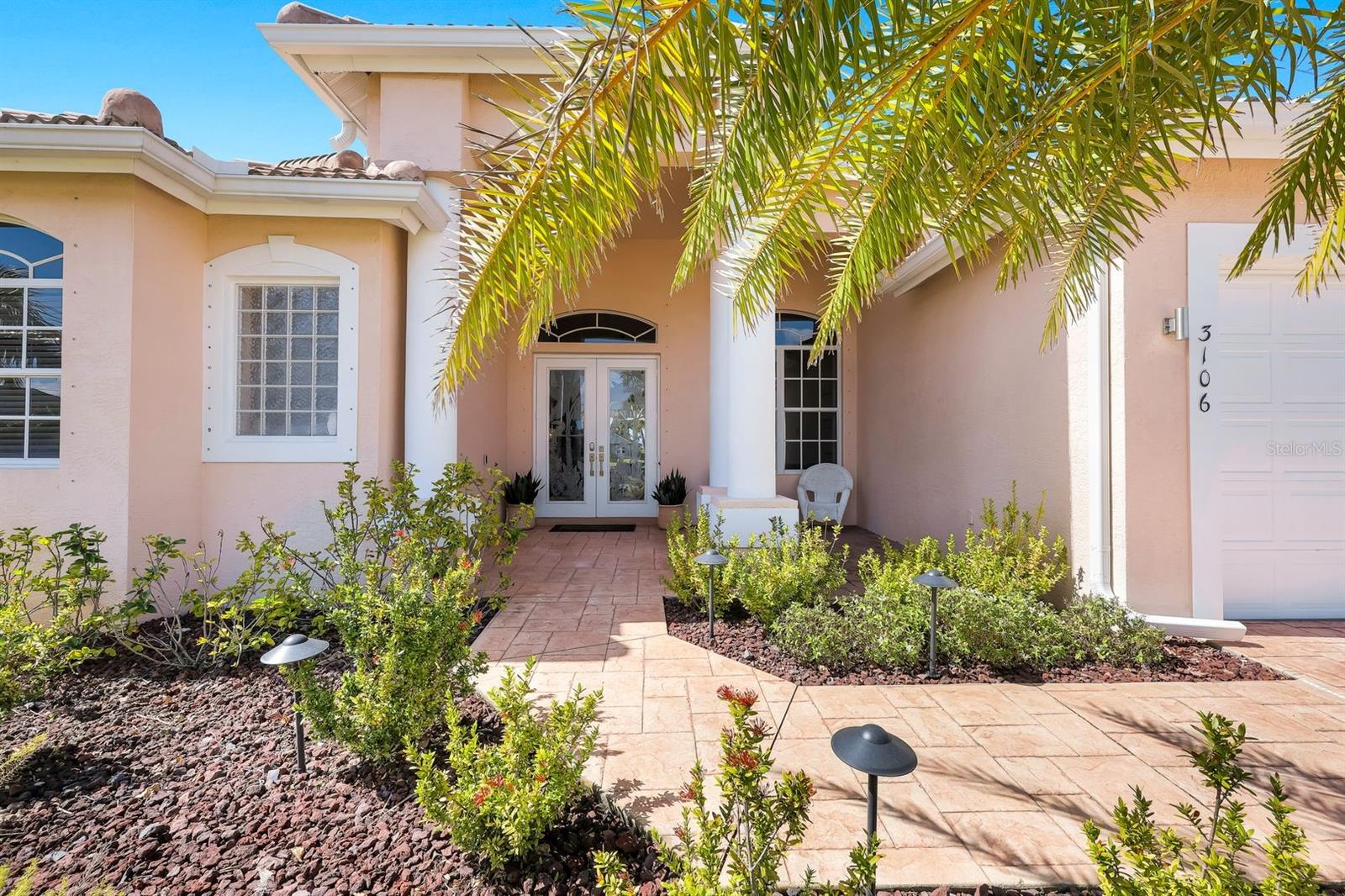 Image 11 of 52 For 3106 26th Court