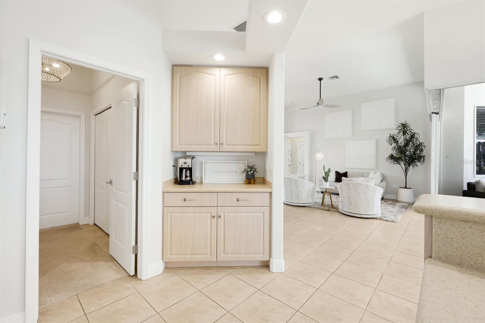 Image 21 of 52 For 3106 26th Court