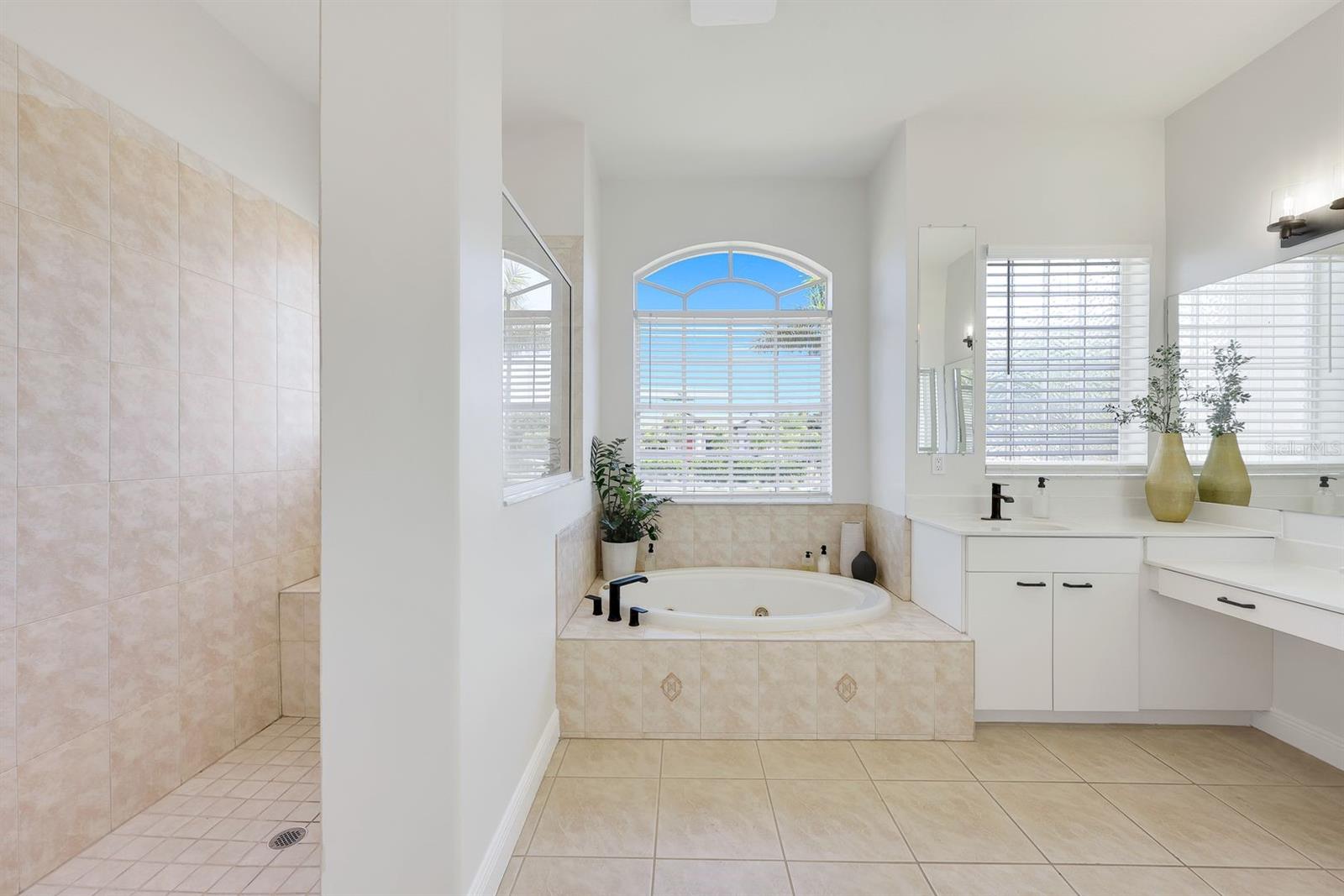 Image 27 of 52 For 3106 26th Court