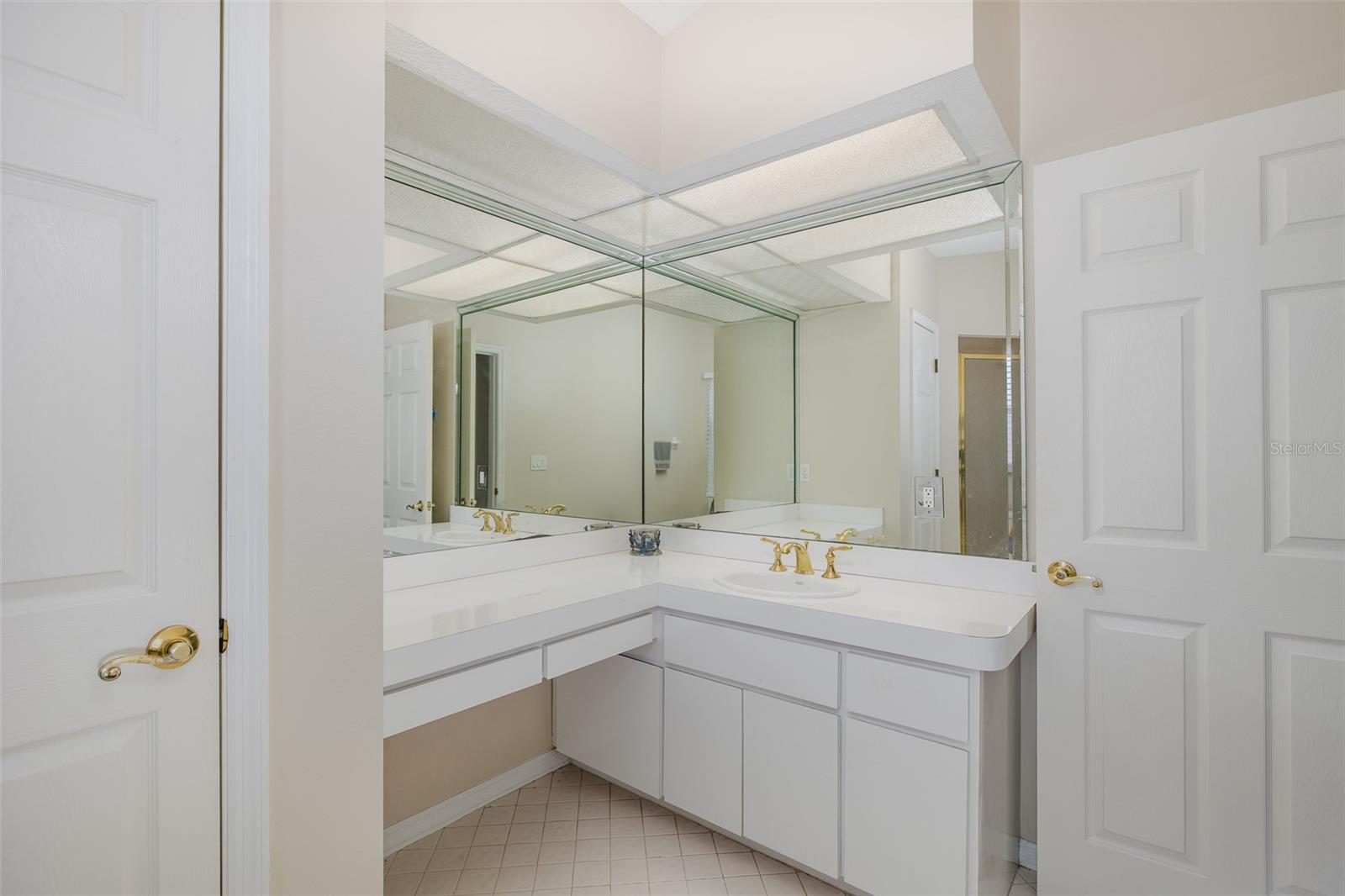 Image 56 of 69 For 9284 Angora Street