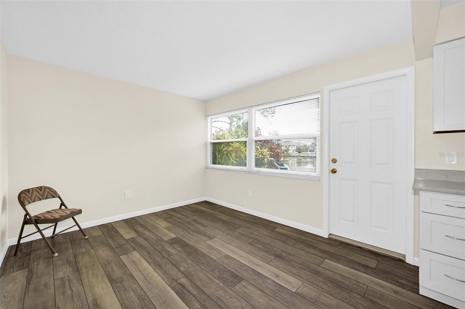 Image 21 of 37 For 8315 Burgundy Drive N 8315