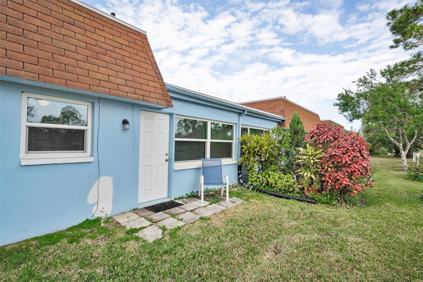 Image 22 of 37 For 8315 Burgundy Drive N 8315