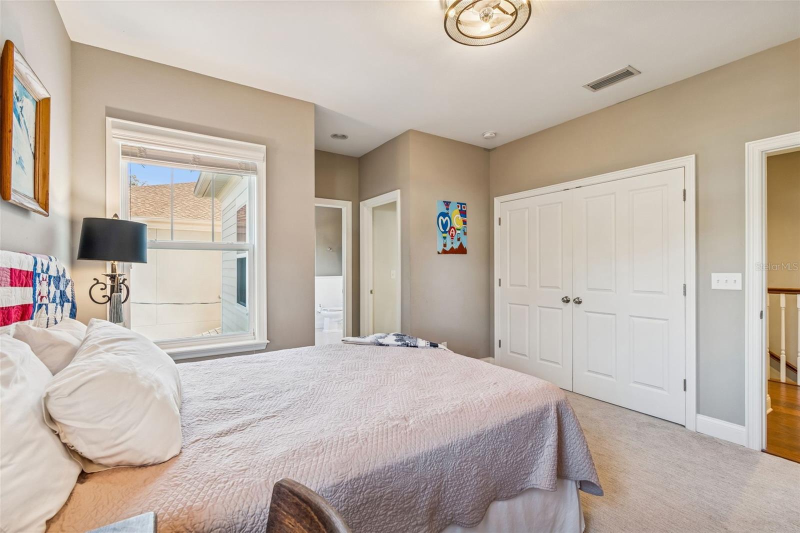 Listing photo id 40 for 2907 Hawthorne Road