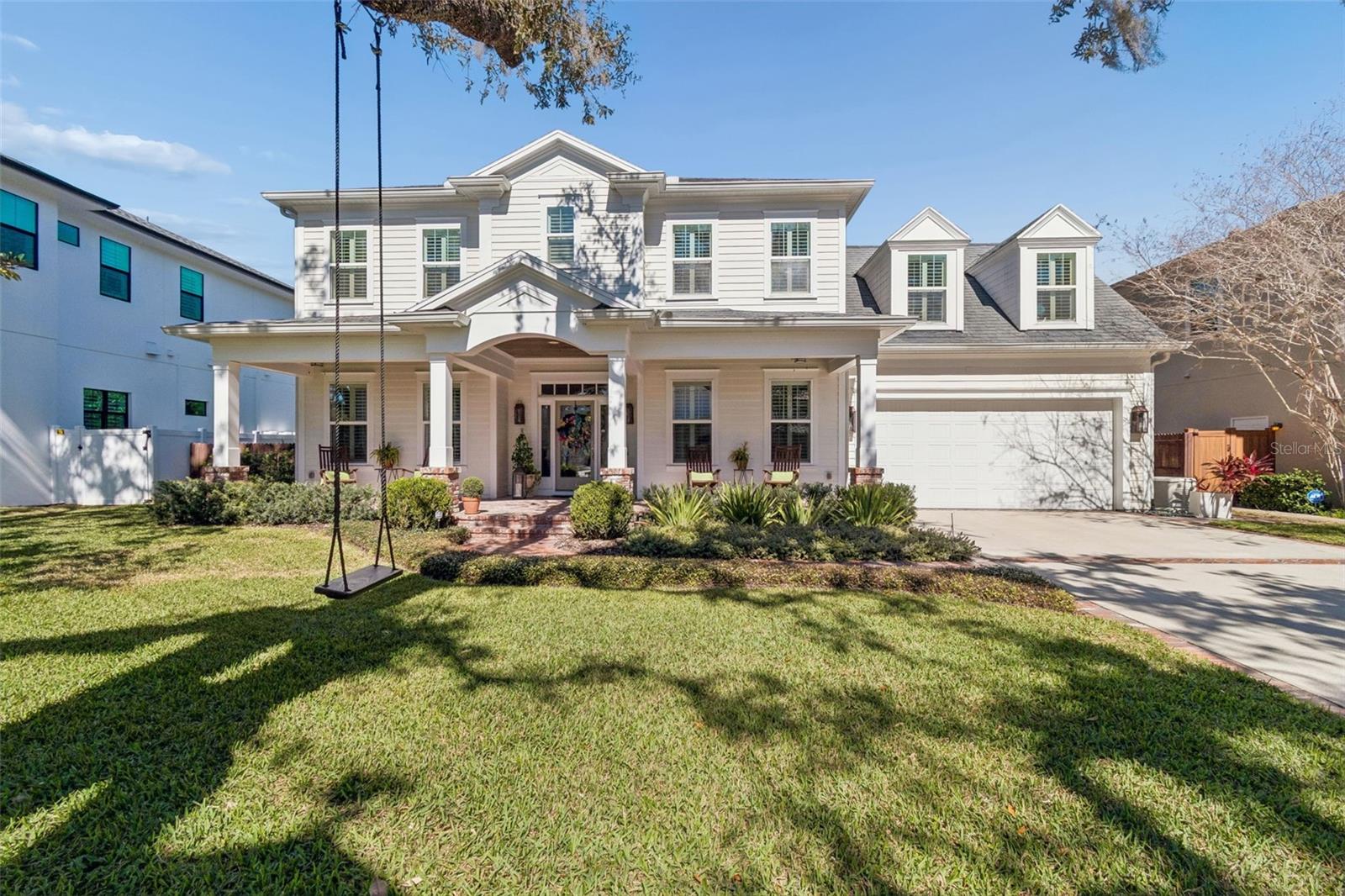 Listing photo id 6 for 2907 Hawthorne Road