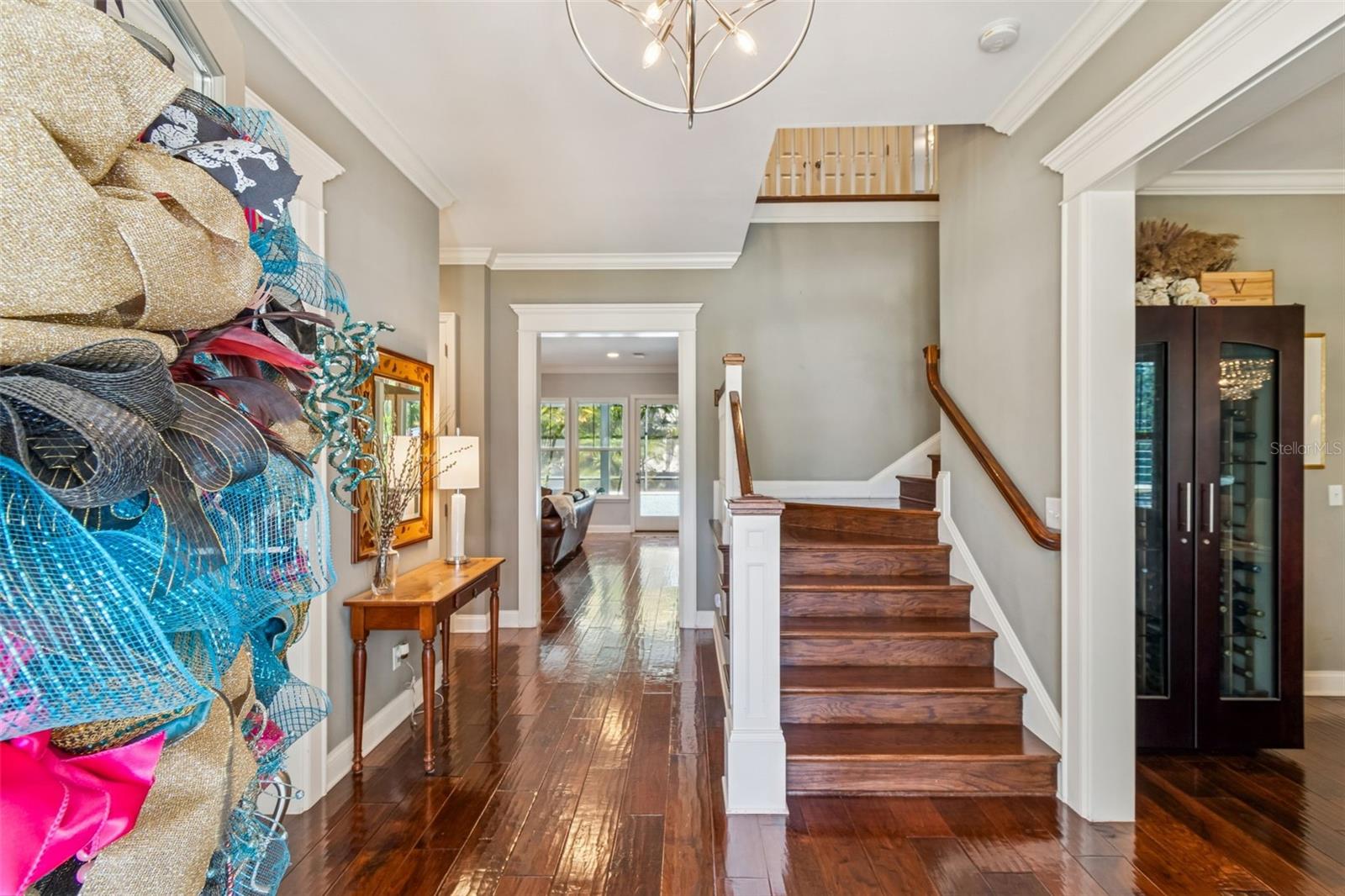 Listing photo id 7 for 2907 Hawthorne Road