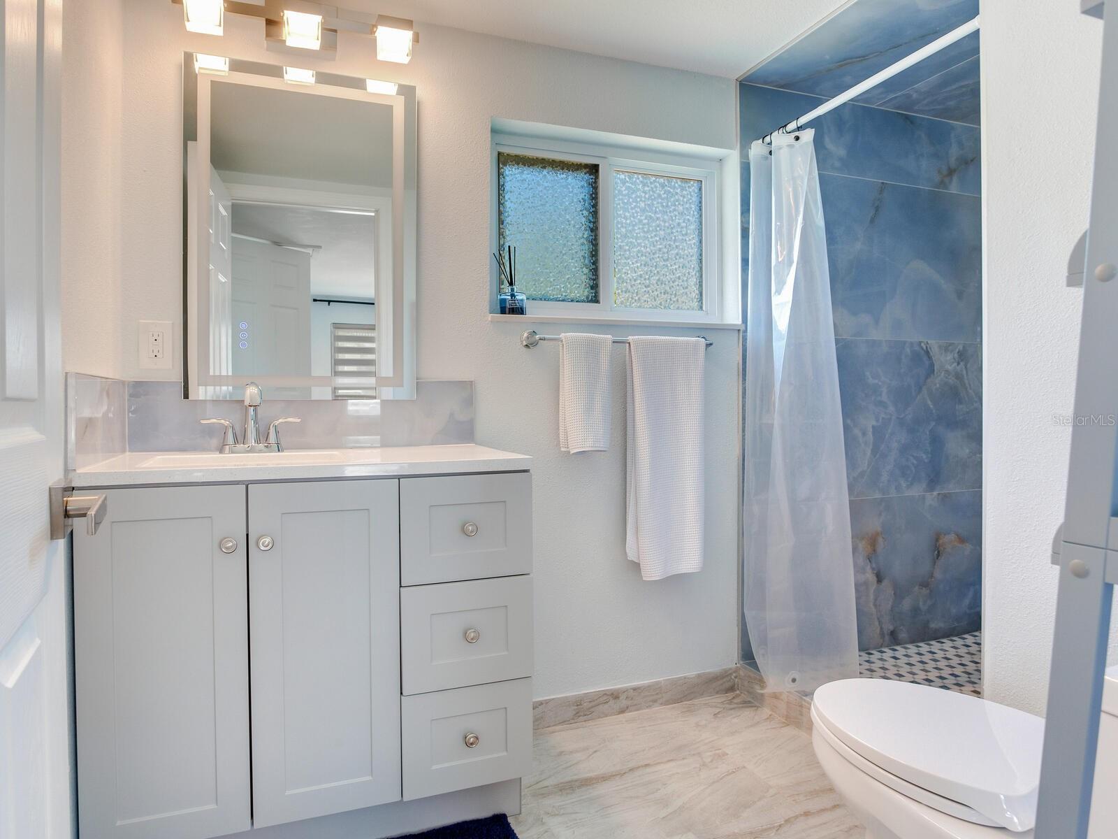 Listing photo id 16 for 230 144th Avenue