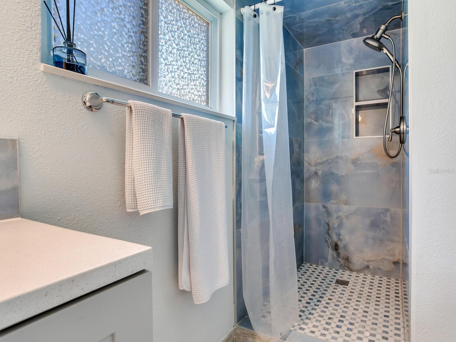 Listing photo id 17 for 230 144th Avenue