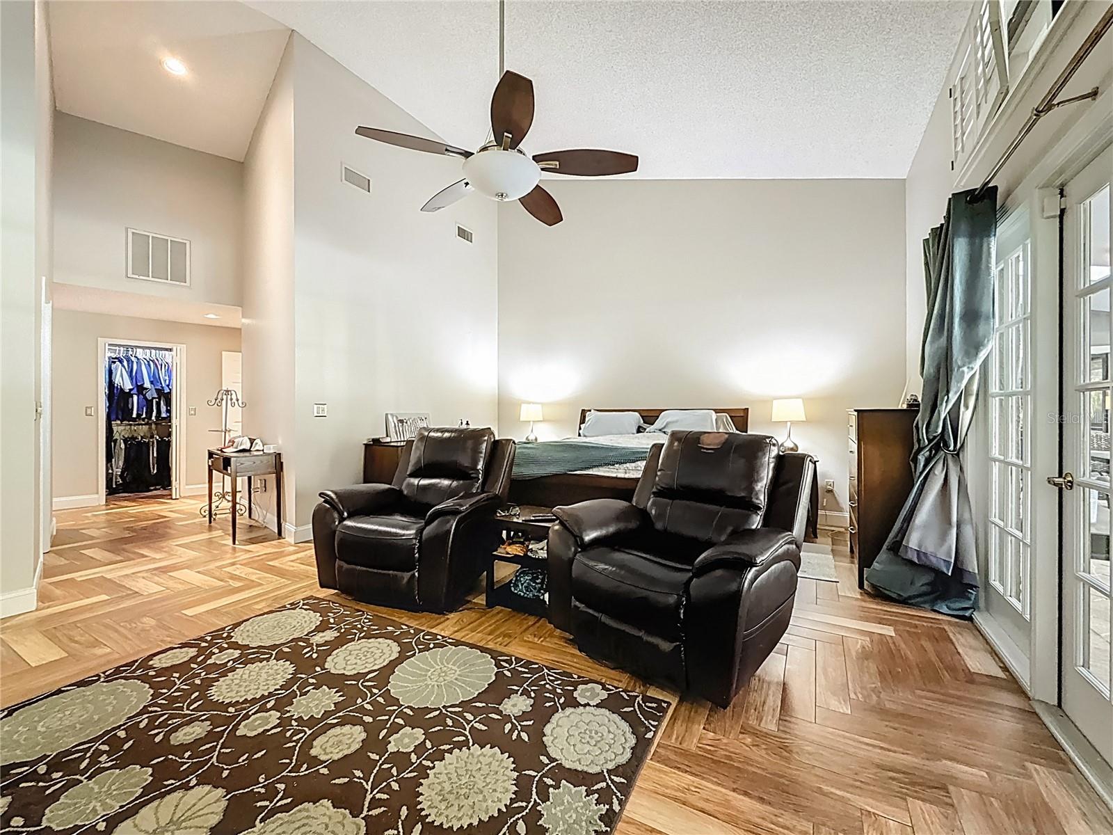 Image 13 of 86 For 50 Willowood Lane