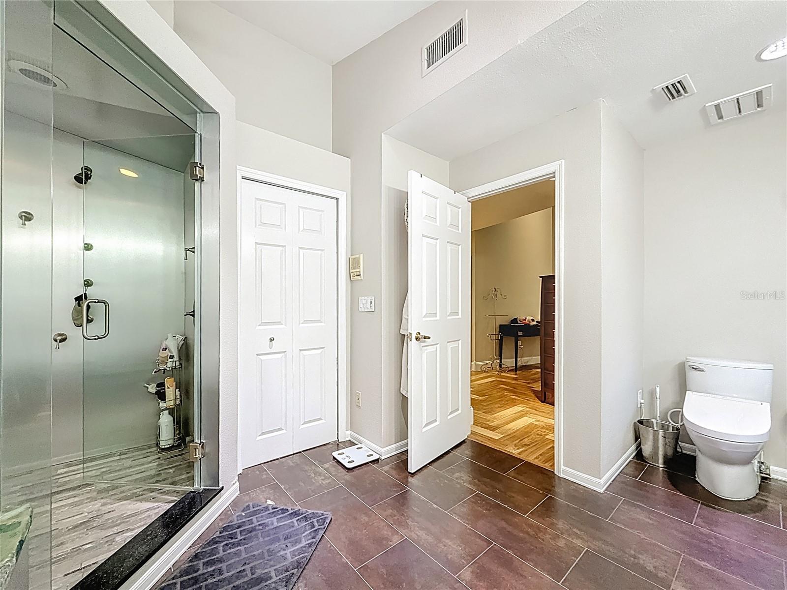 Image 22 of 86 For 50 Willowood Lane