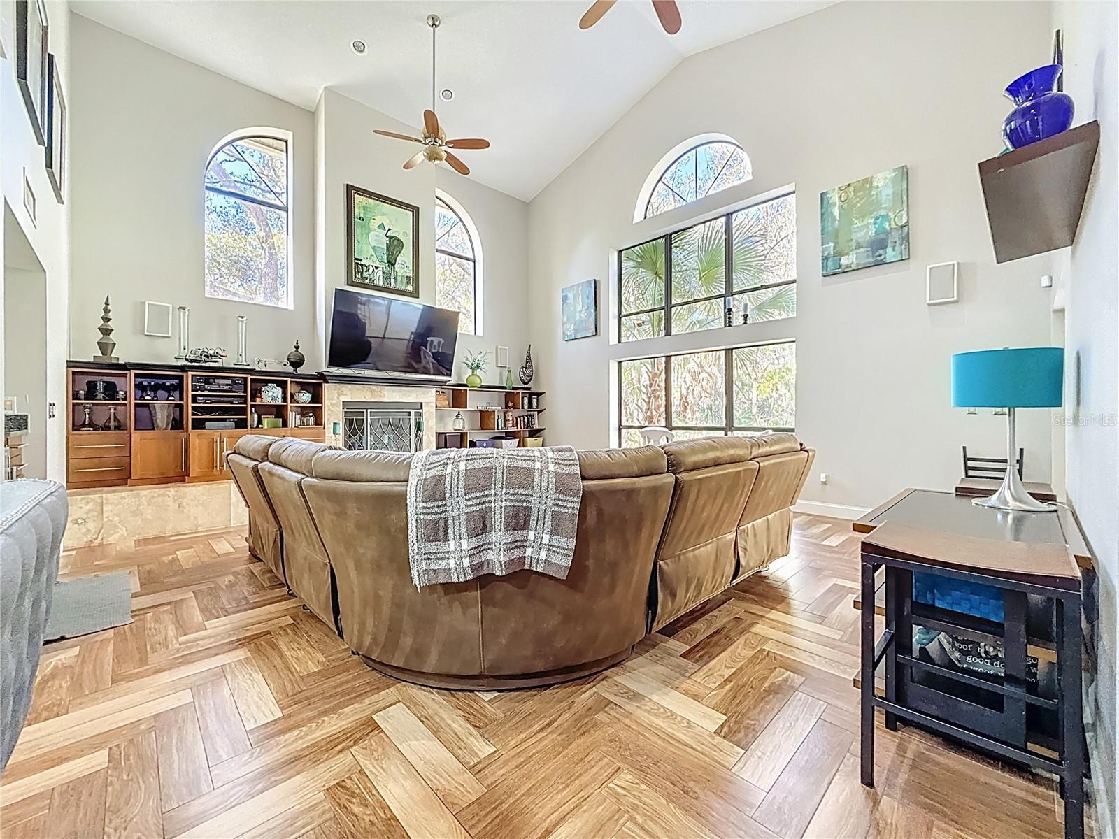 Image 29 of 86 For 50 Willowood Lane