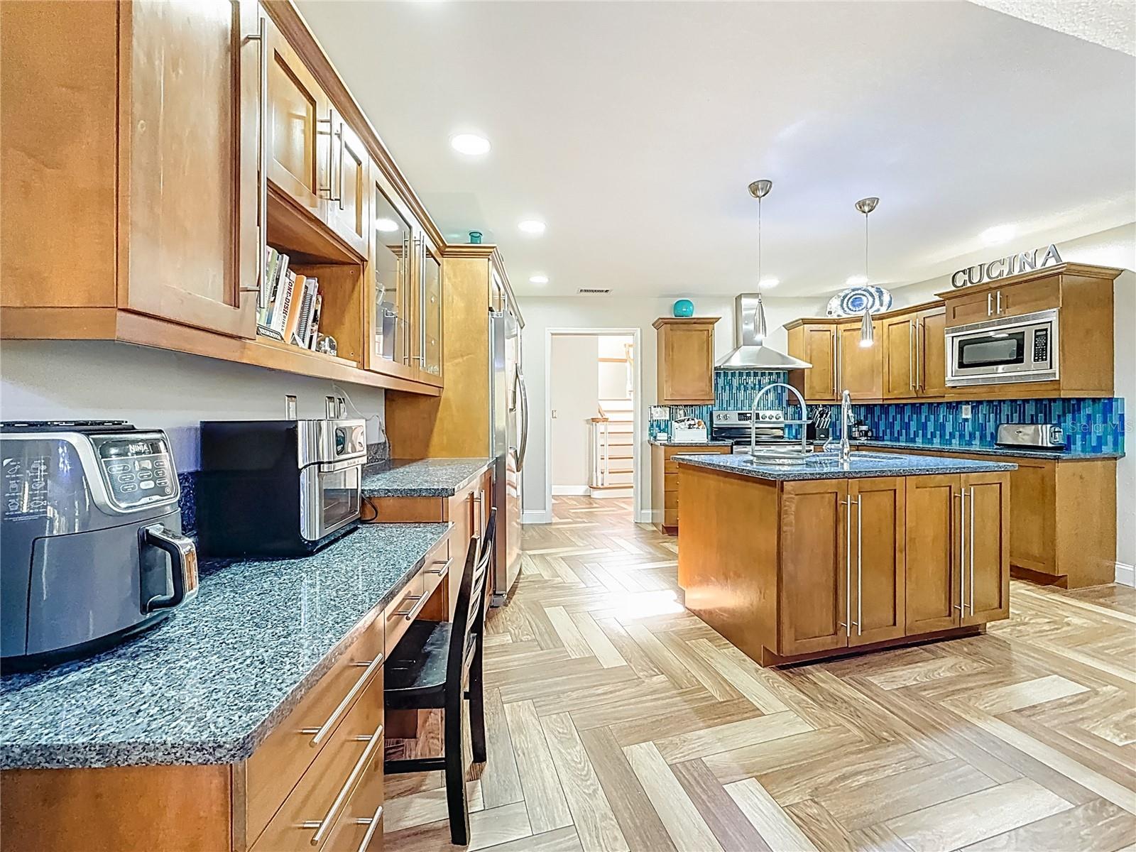 Image 36 of 86 For 50 Willowood Lane