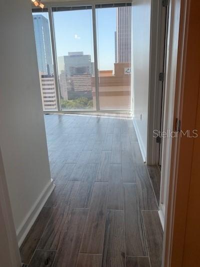 Image 29 of 44 For 777 Ashley Drive 1414