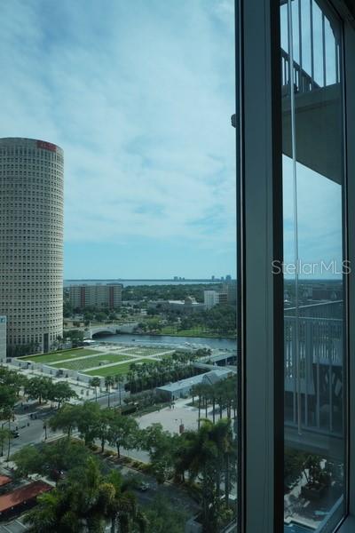 Image 38 of 44 For 777 Ashley Drive 1414