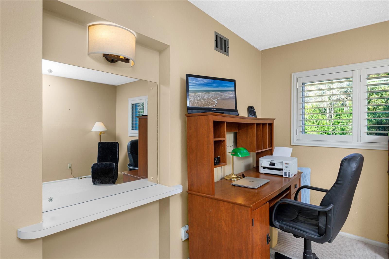 Image 30 of 54 For 2440 World Parkway Boulevard 38