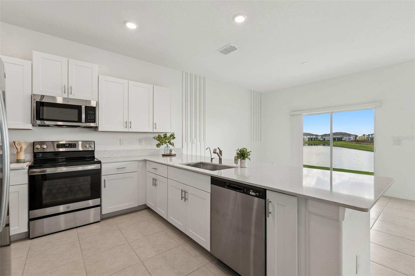 Image 14 of 59 For 32076 Pop Ash Place