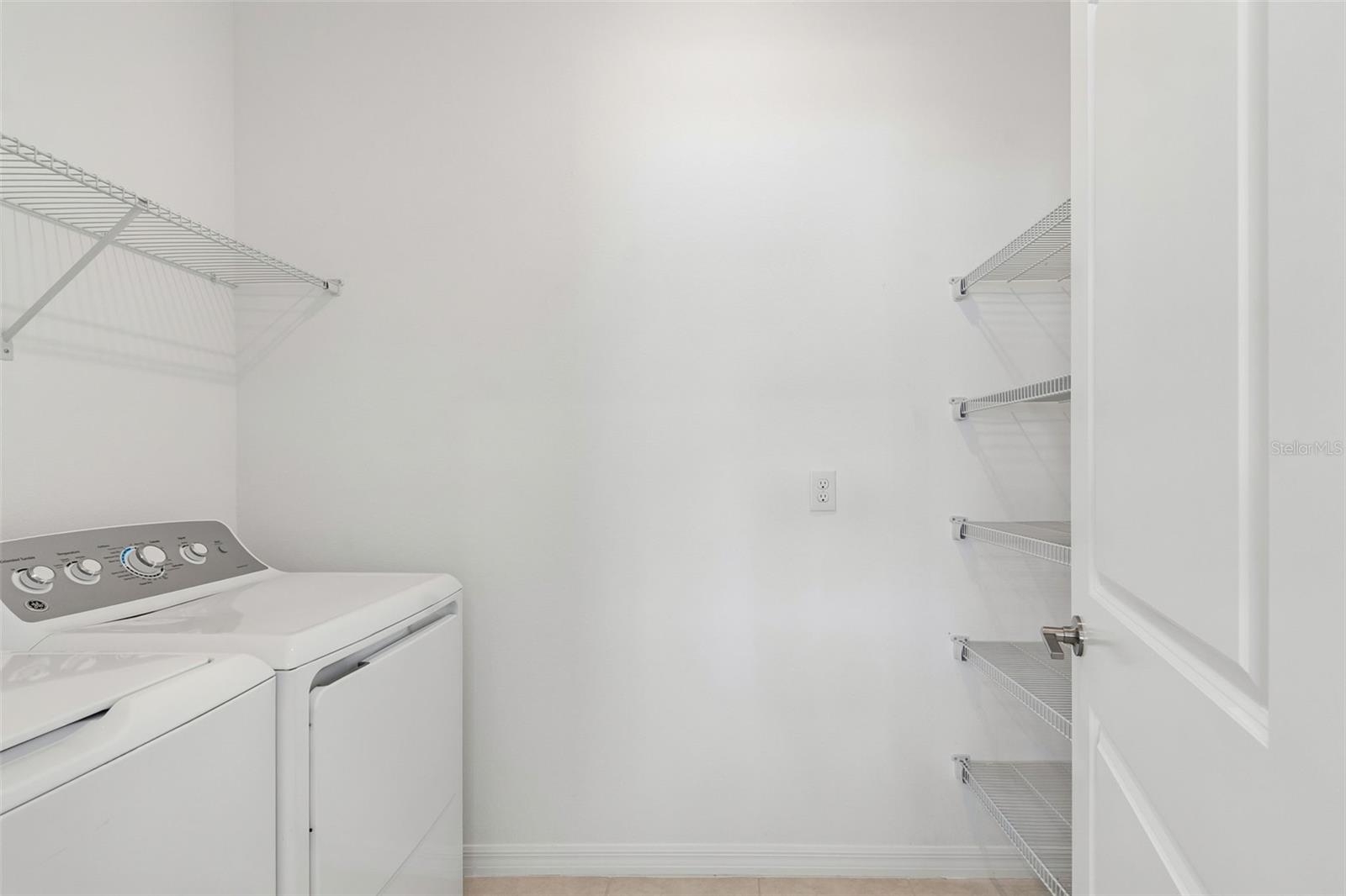 Image 23 of 59 For 32076 Pop Ash Place