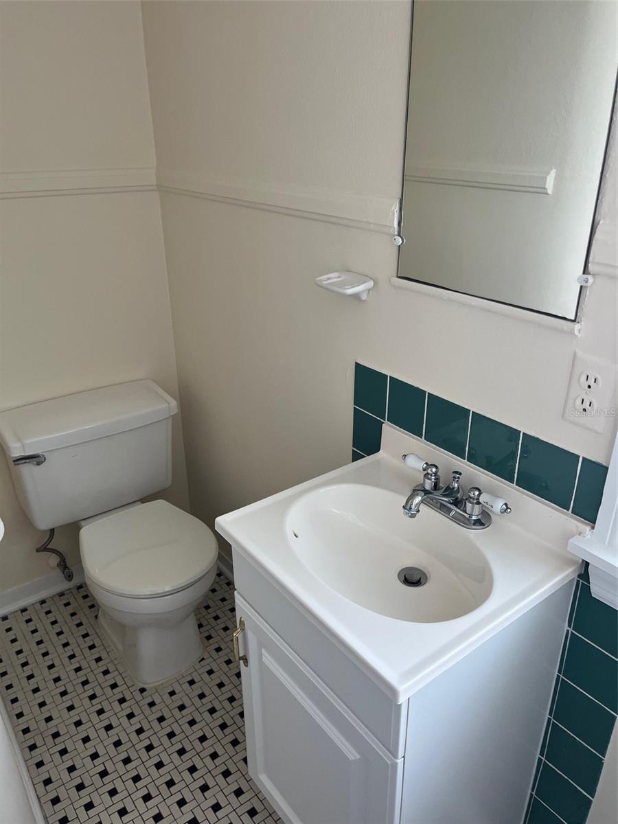 Image 12 of 29 For 8401 Gulf Boulevard