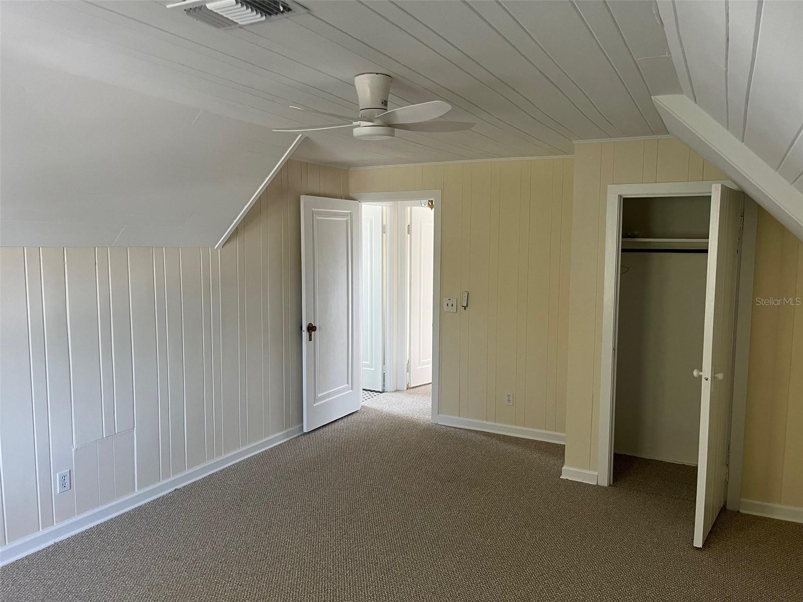 Image 19 of 29 For 8401 Gulf Boulevard