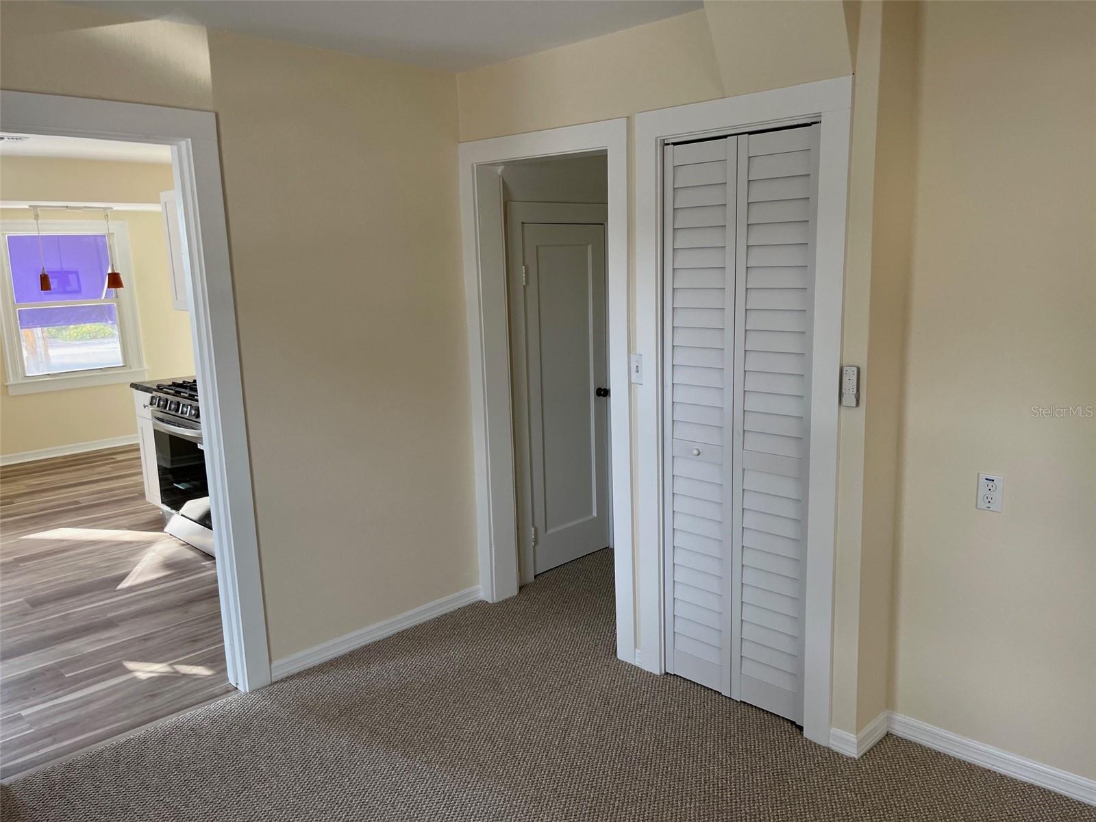 Image 21 of 29 For 8401 Gulf Boulevard