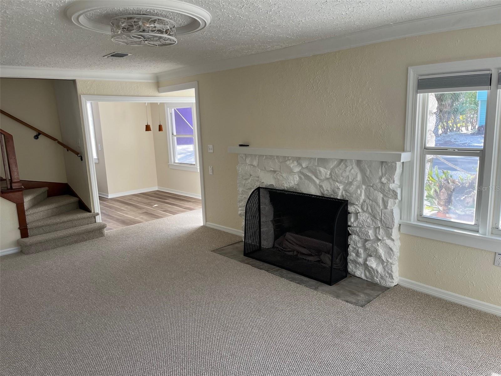 Image 7 of 29 For 8401 Gulf Boulevard