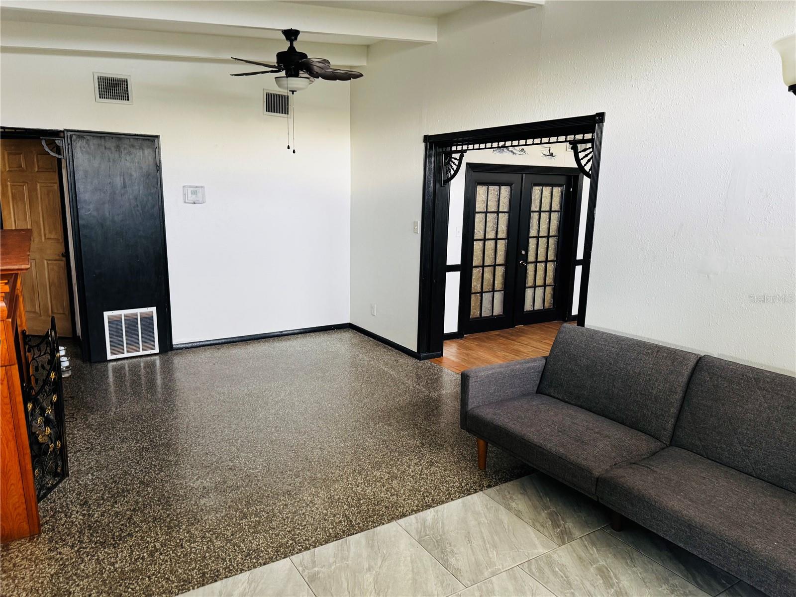 Image 12 of 22 For 1709 Warrington Way