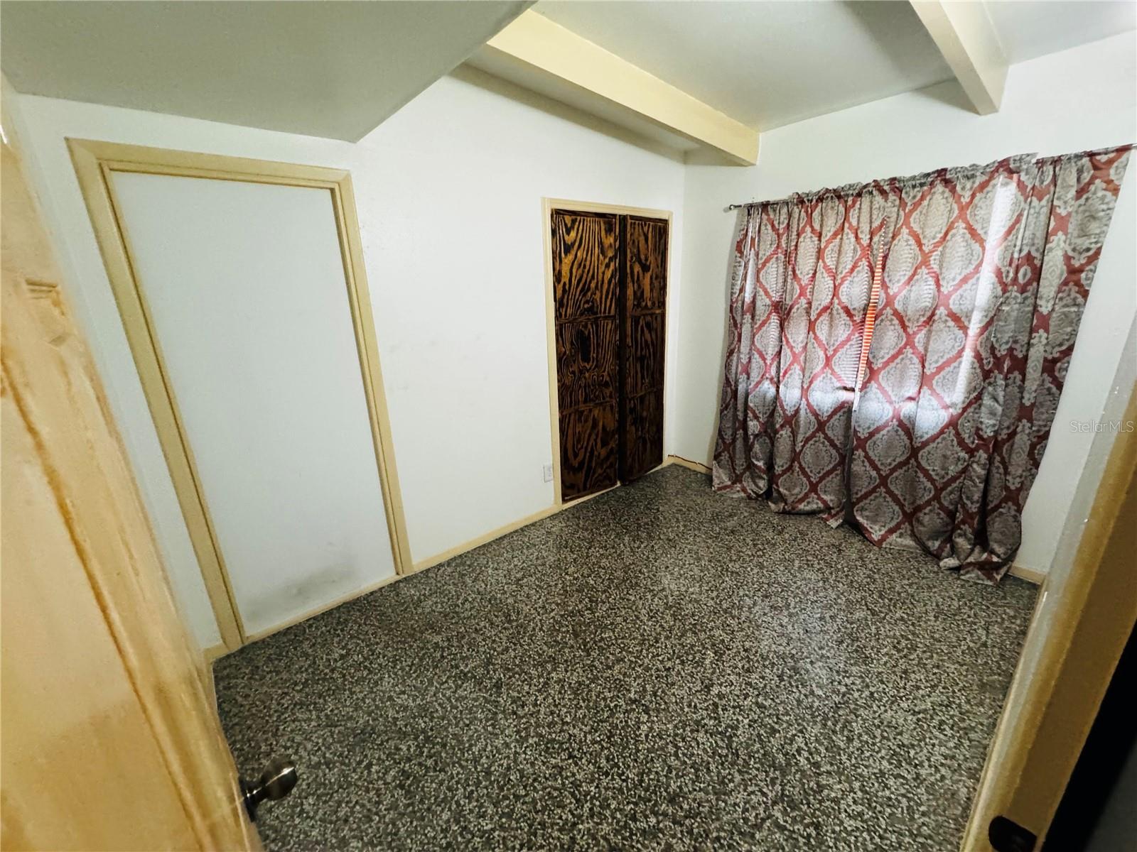 Image 13 of 22 For 1709 Warrington Way