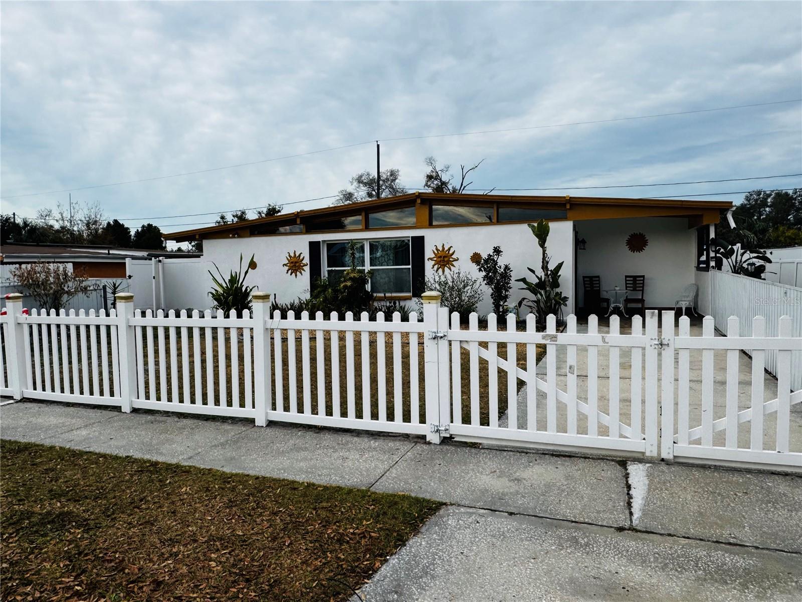 Image 21 of 22 For 1709 Warrington Way