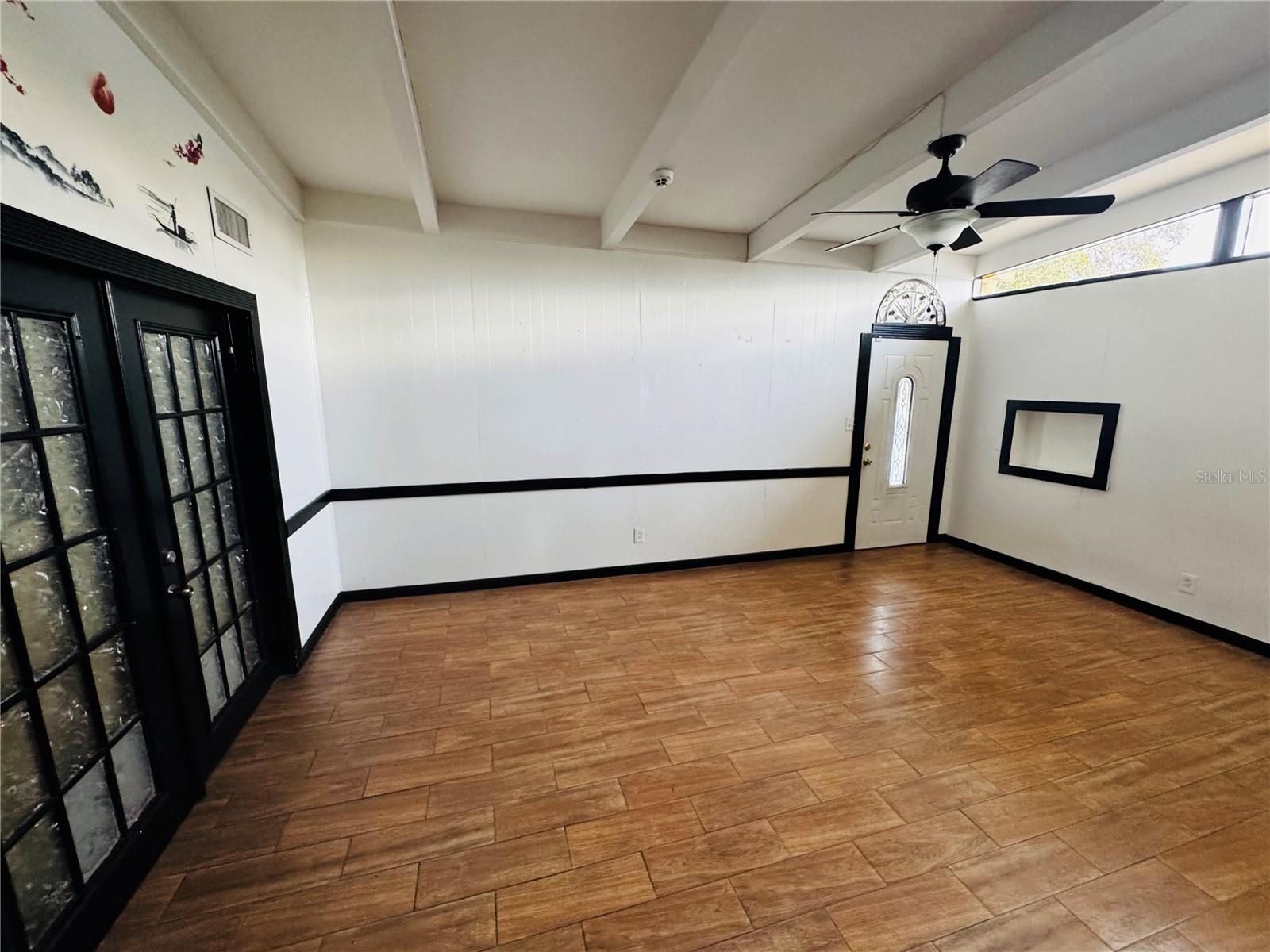 Image 5 of 22 For 1709 Warrington Way