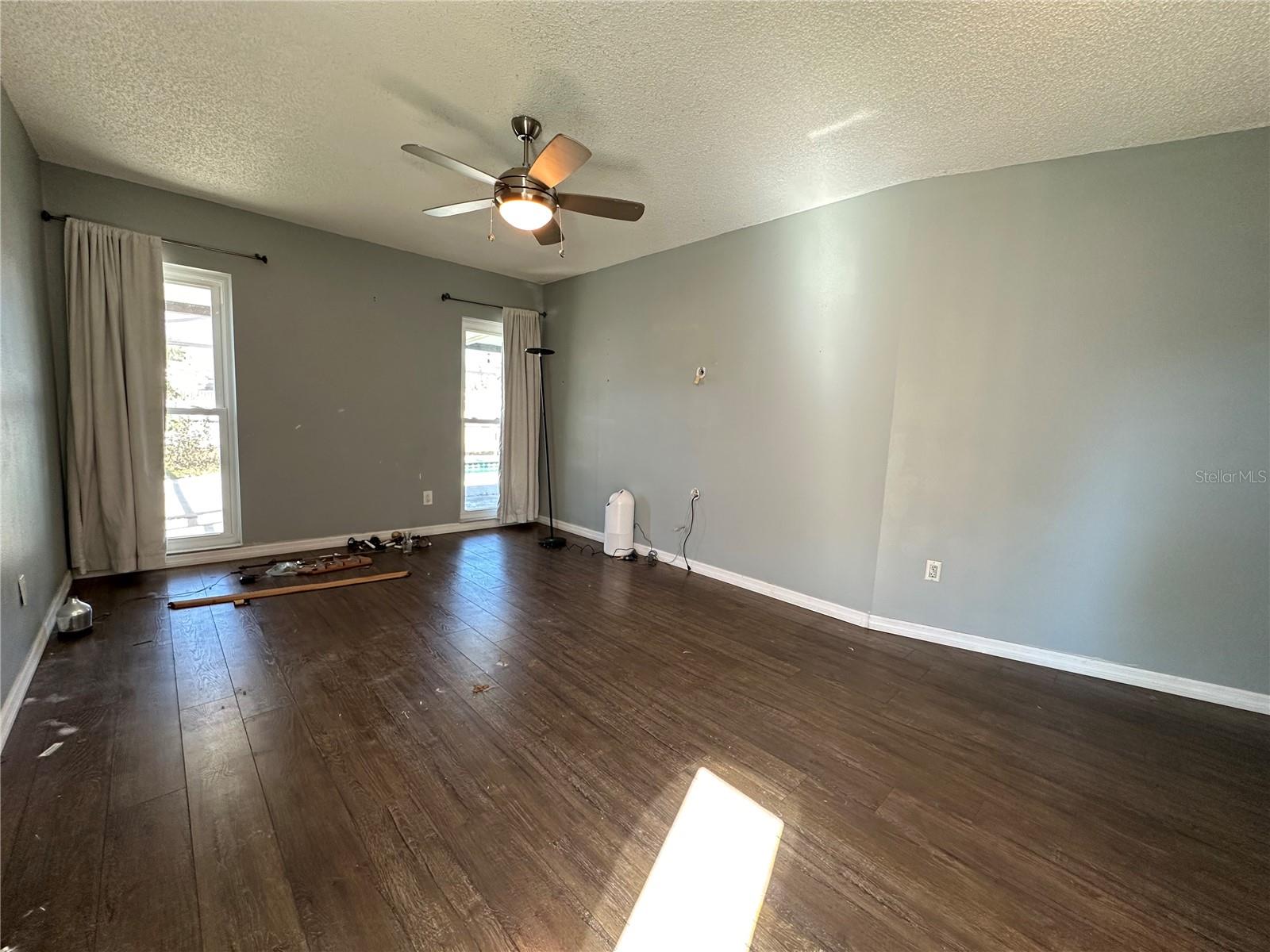 Image 14 of 27 For 16010 Eagle River Way