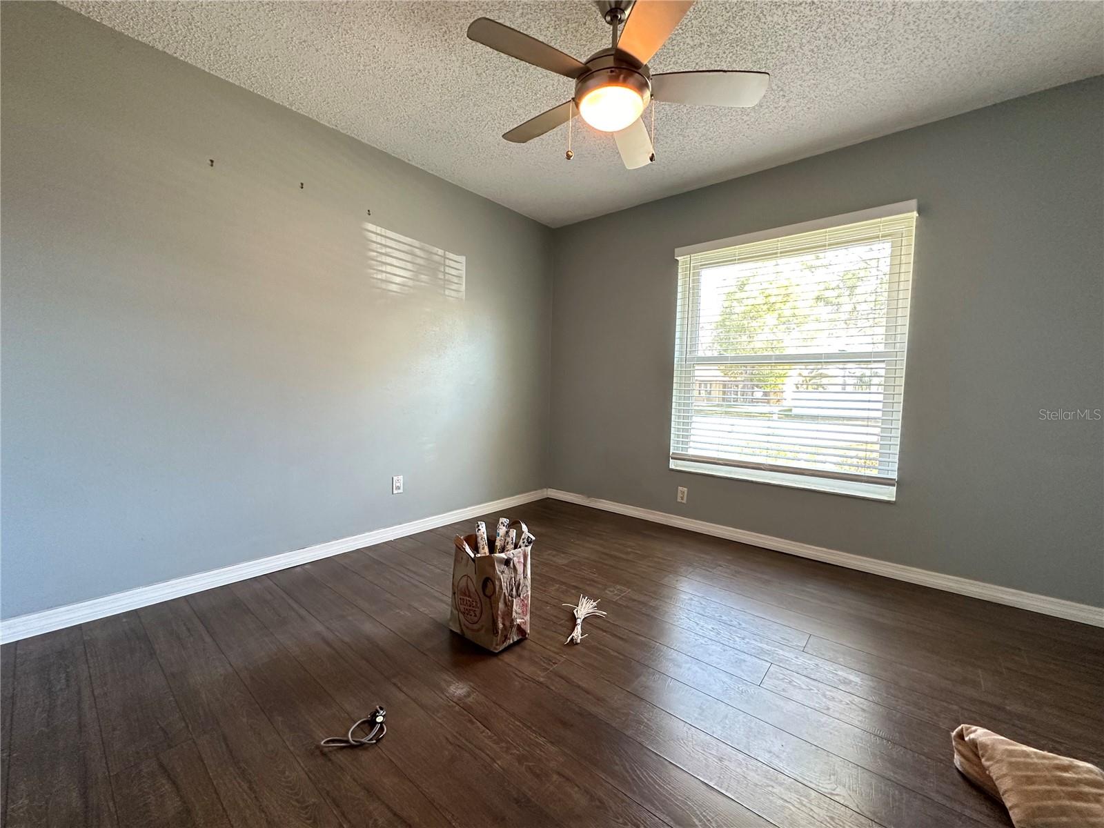 Image 18 of 27 For 16010 Eagle River Way