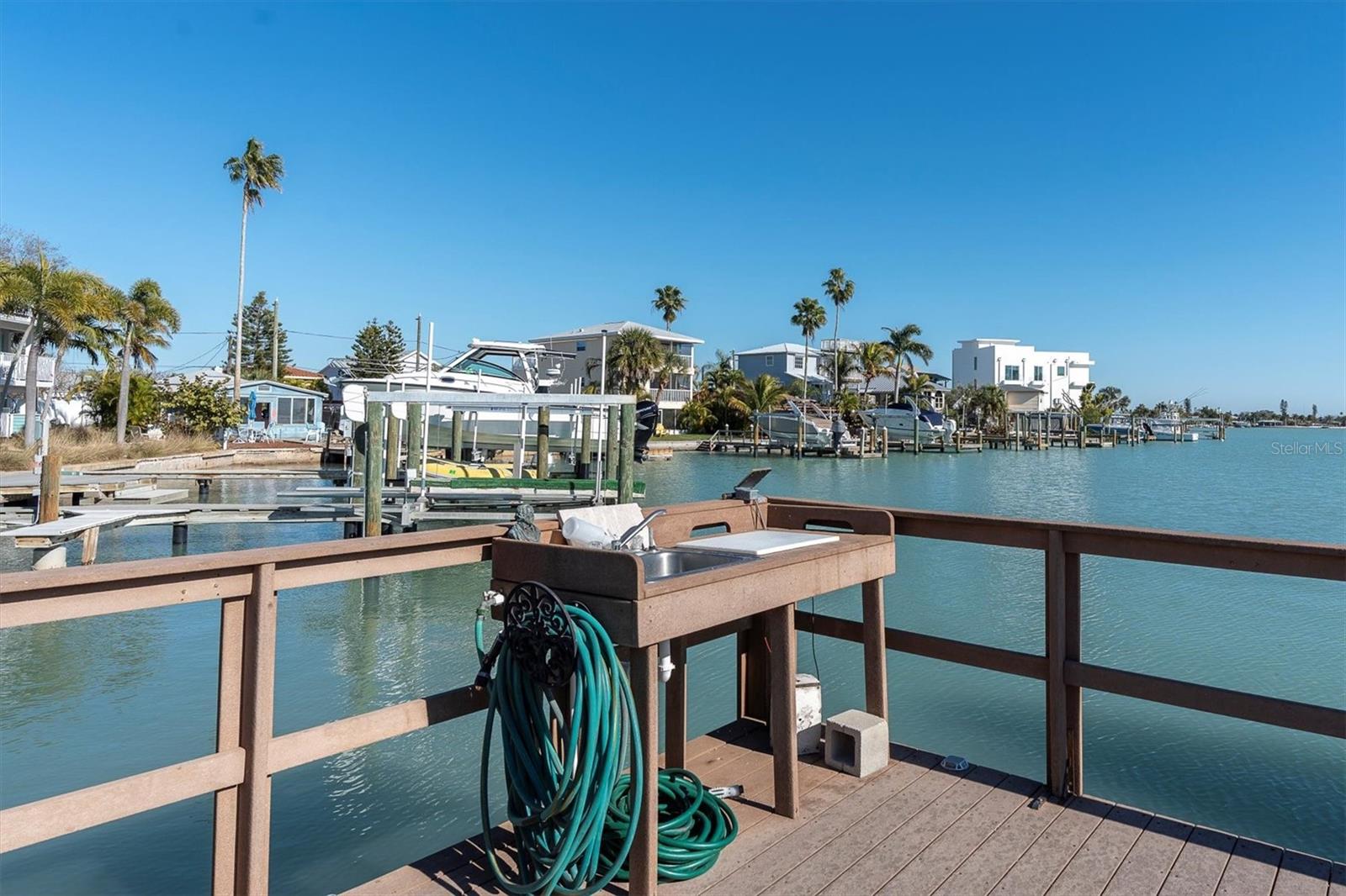 Image 13 of 20 For 8565 Gulf Boulevard 20s