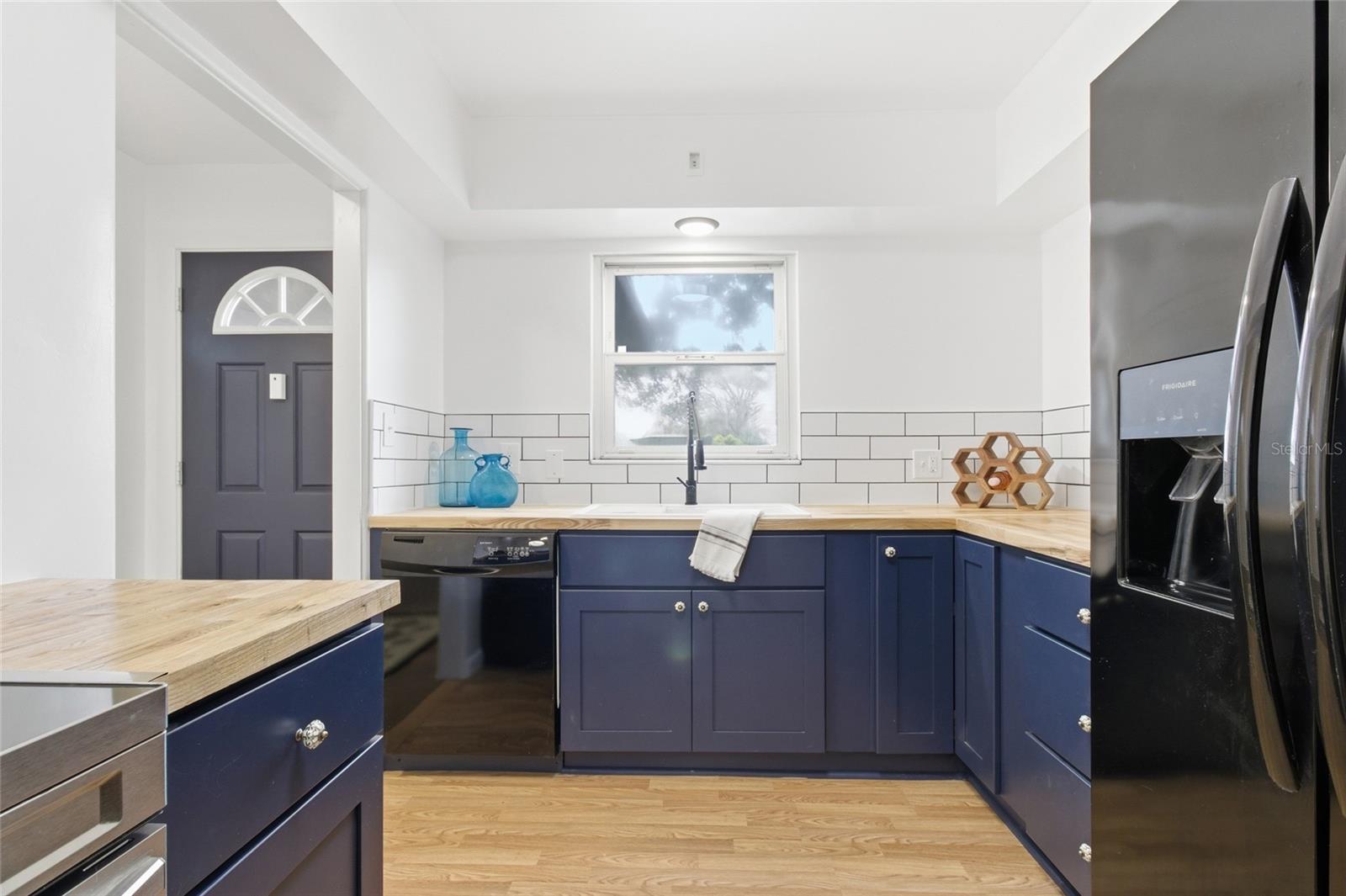 Image 11 of 30 For 5128 18th Street N