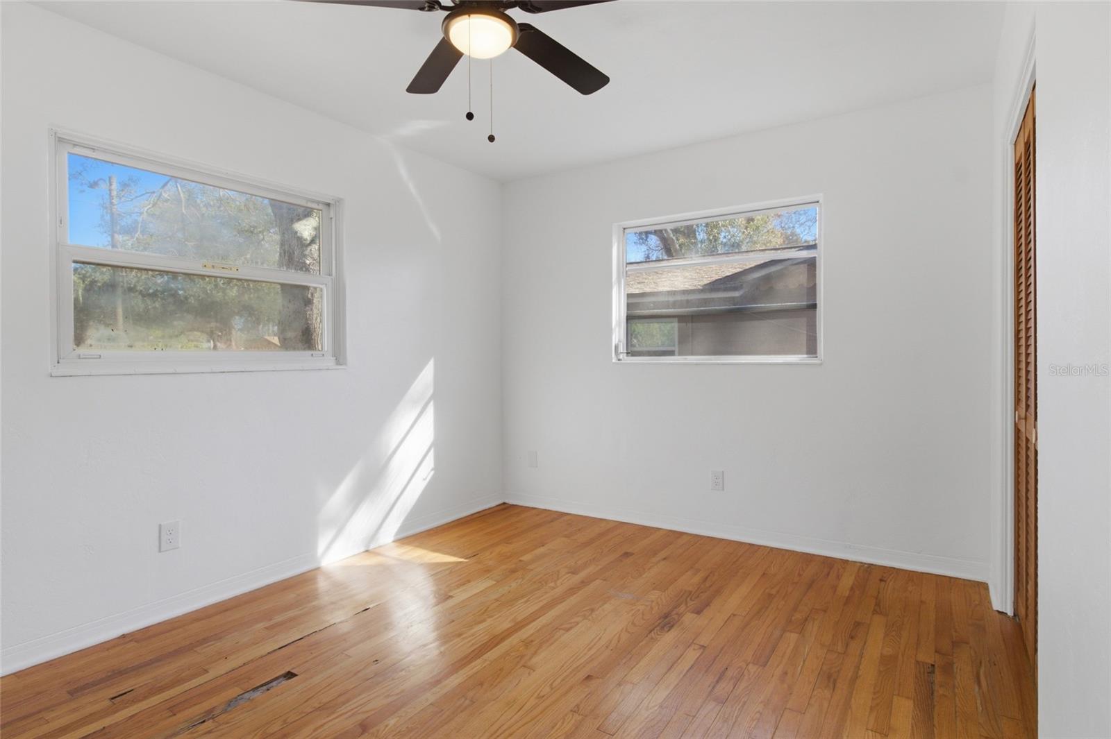 Image 13 of 30 For 5128 18th Street N