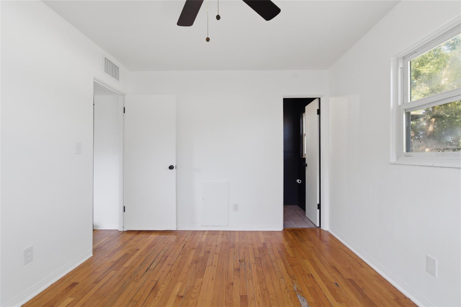 Image 16 of 30 For 5128 18th Street N