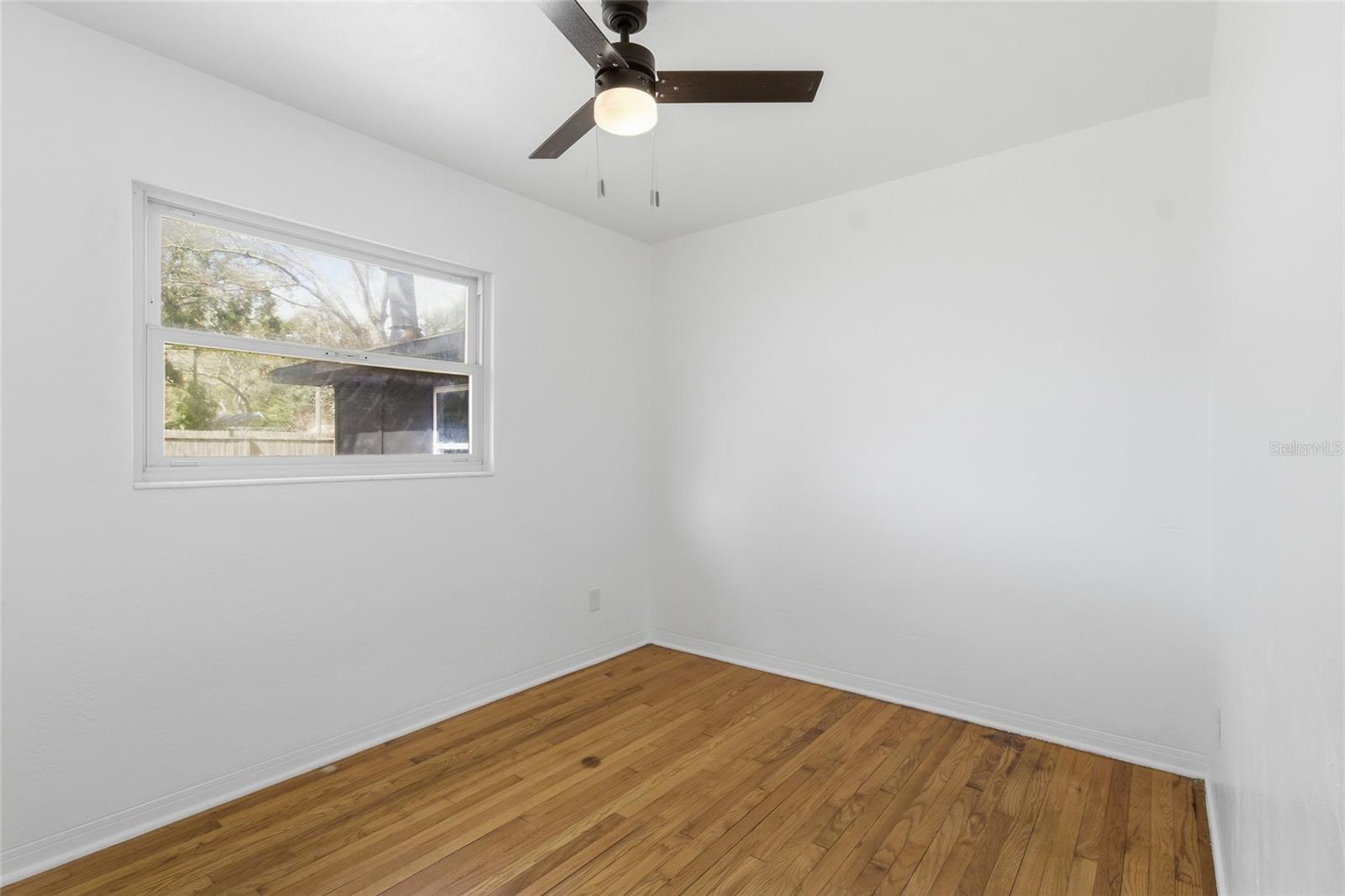 Image 21 of 30 For 5128 18th Street N